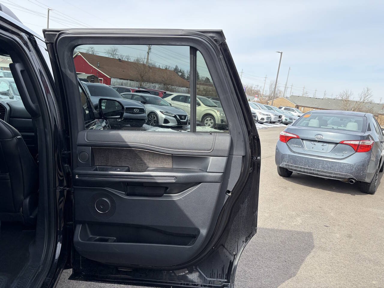 Used 2019 Ford Expedition Max Limited w/ Equipment Group 302A AWD/4WD image 16