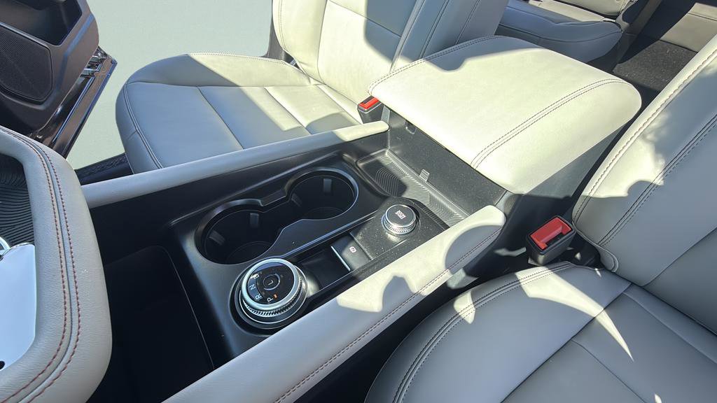 New 2026 Ford Explorer Active image 24