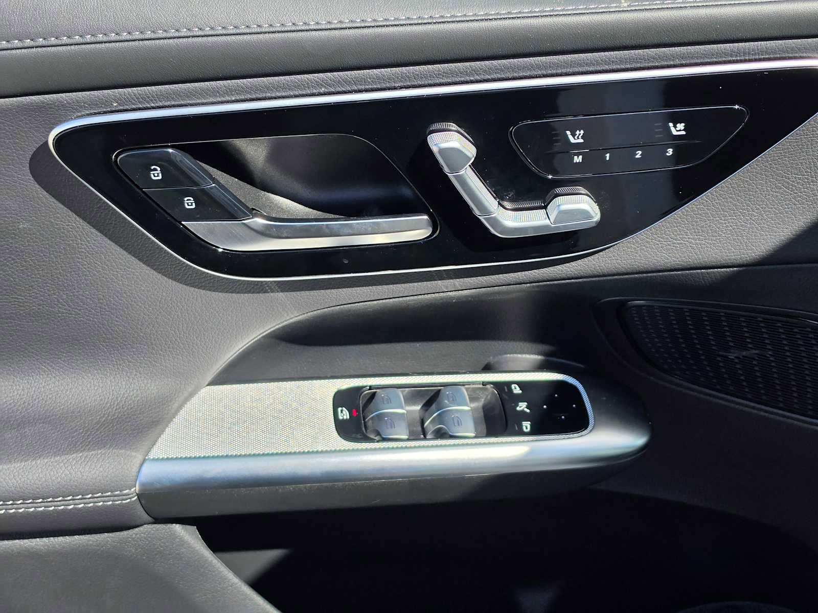 New 2026 Mercedes-Benz GLC 300 4MATIC image 23