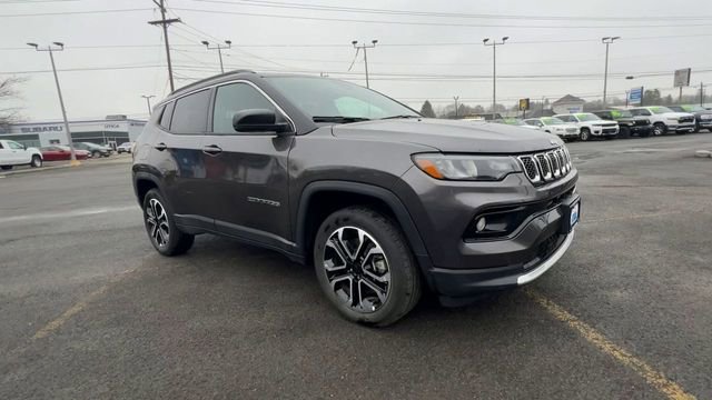 Used 2024 Jeep Compass Limited image 2