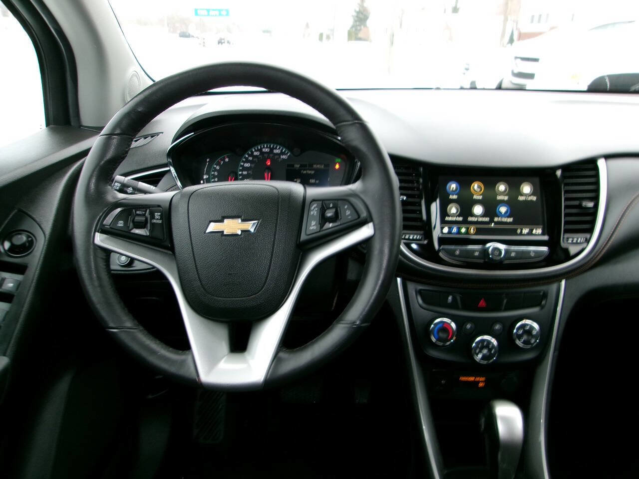 Used 2018 Chevrolet Trax LT w/ LT Convenience Package image 7