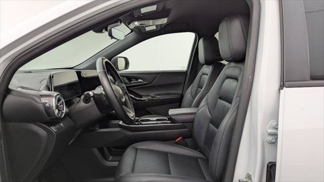 Used 2025 Chevrolet Equinox LT w/ Convenience Package II FWD image 14