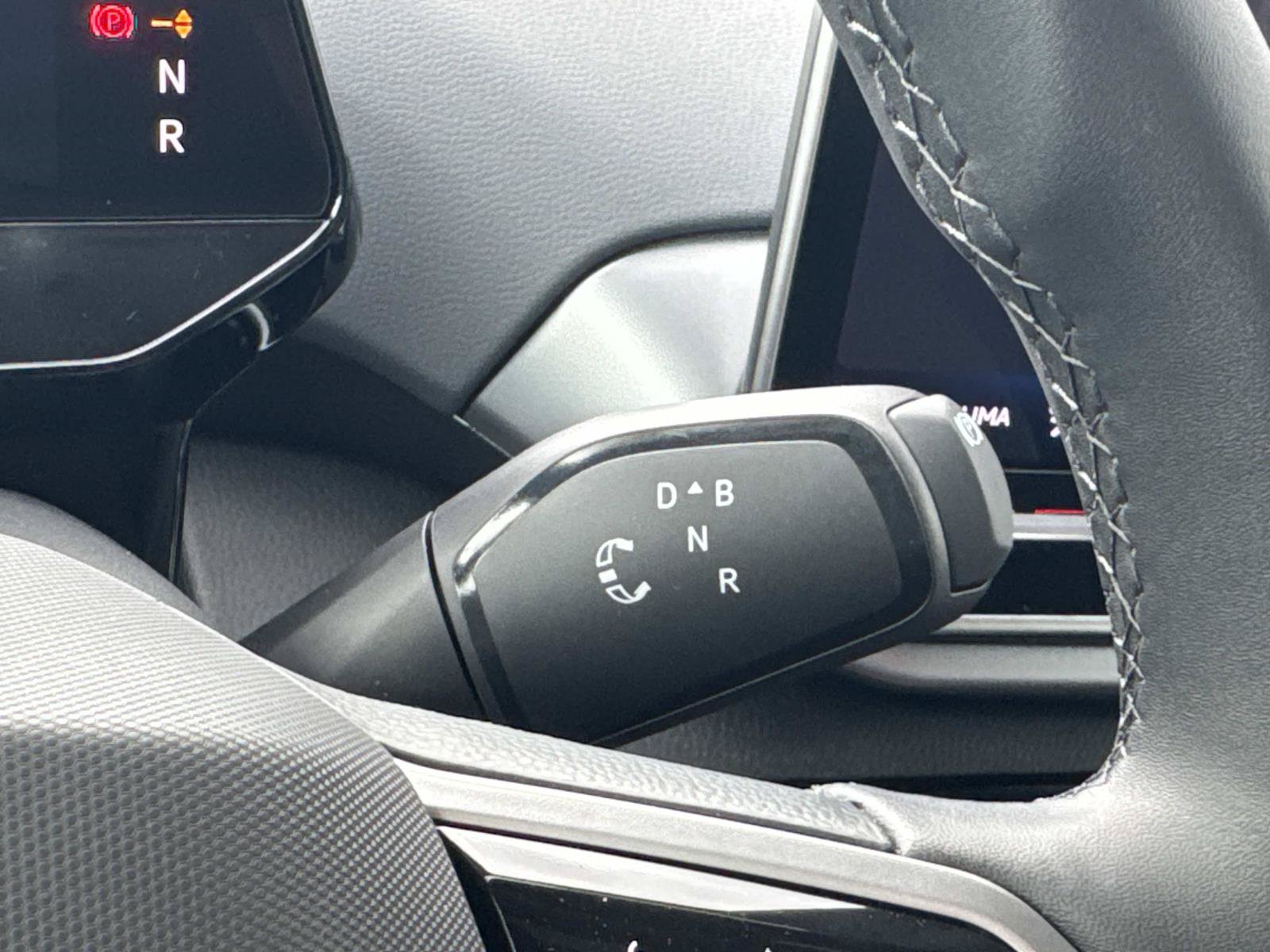 New 2026 Volkswagen ID.4 Pro AWD/4WD image 18