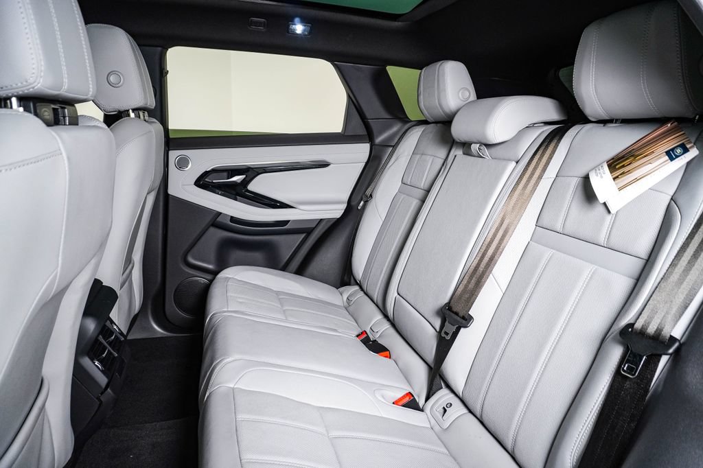 Used 2020 Land Rover Range Rover Evoque S AWD/4WD image 17