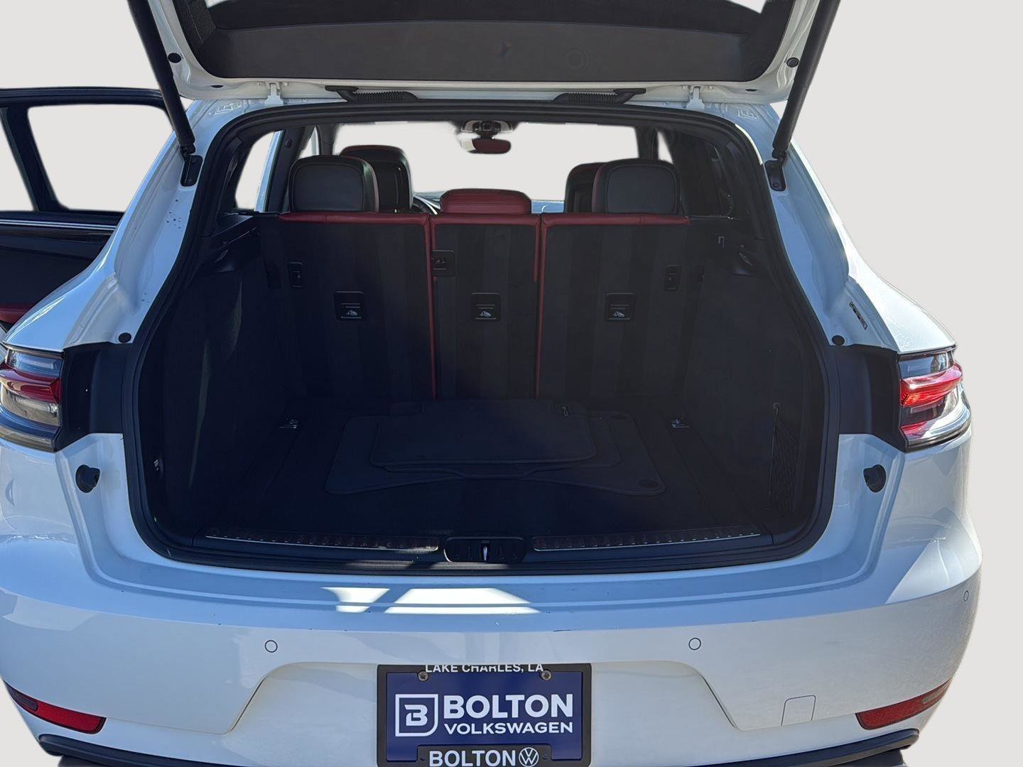 Used 2020 Porsche Macan image 22