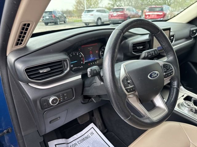 Used 2021 Ford Explorer XLT w/ Equipment Group 202A image 29