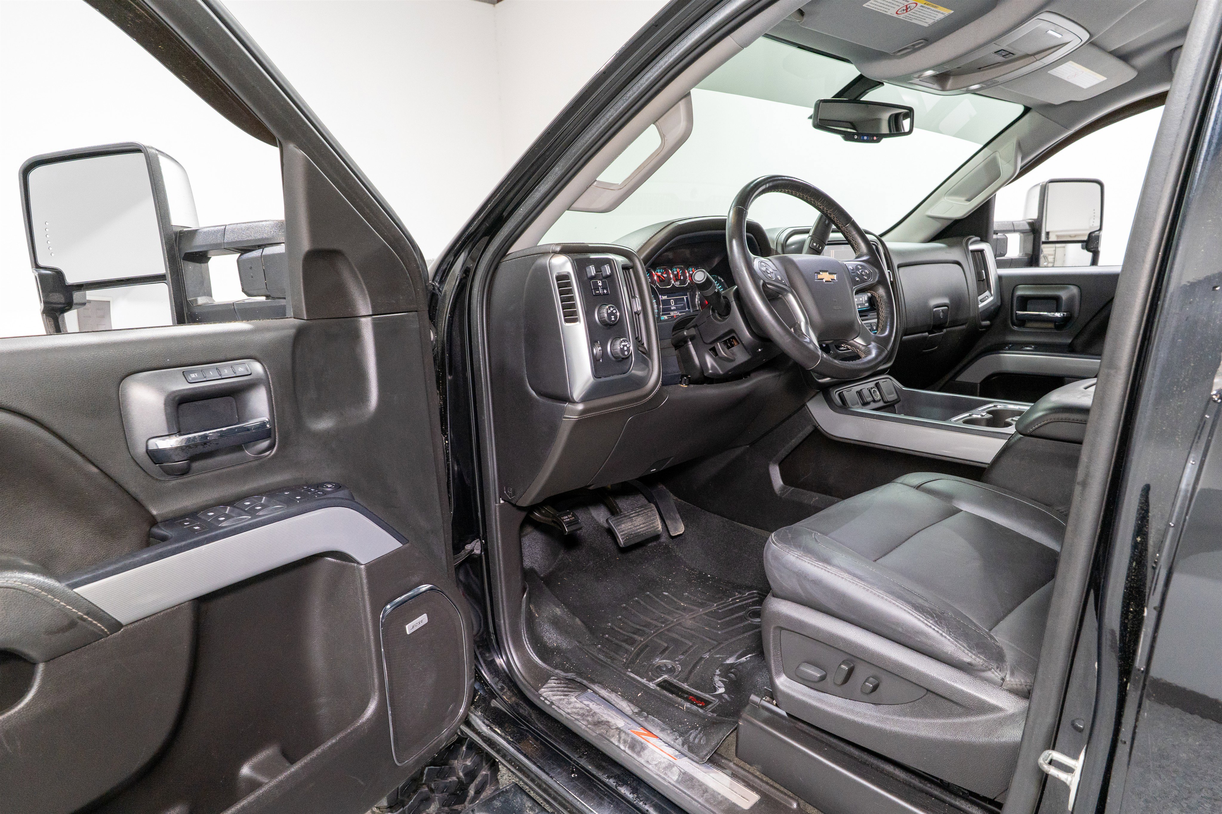 Used 2016 Chevrolet Silverado 3500 LTZ w/ Duramax Plus Package image 14