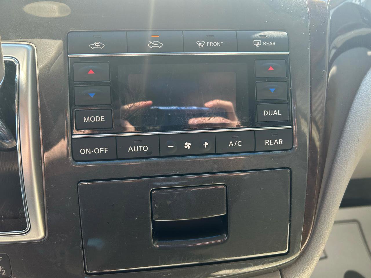 Used 2014 Nissan Quest SV image 23