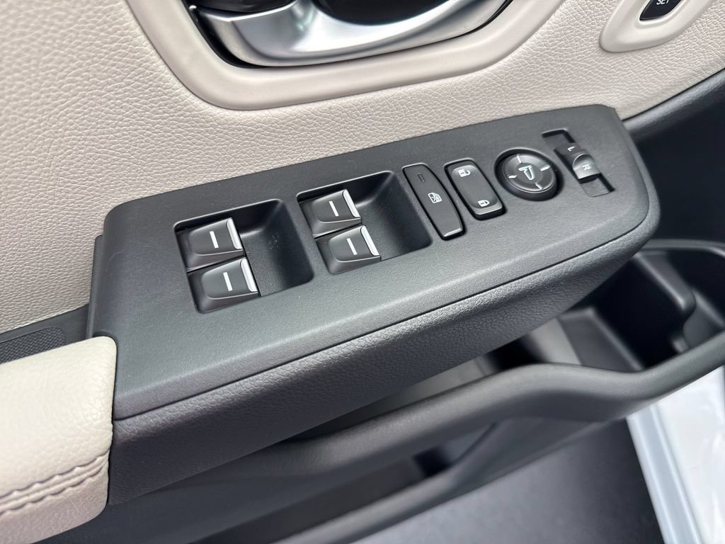 Certified 2026 Honda Pilot EX-L image 10