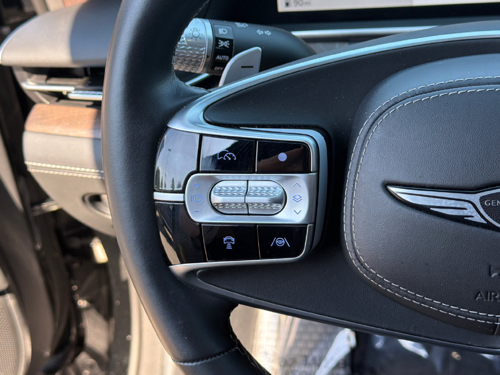 Used 2023 Genesis G90 3.5T AWD/4WD image 27