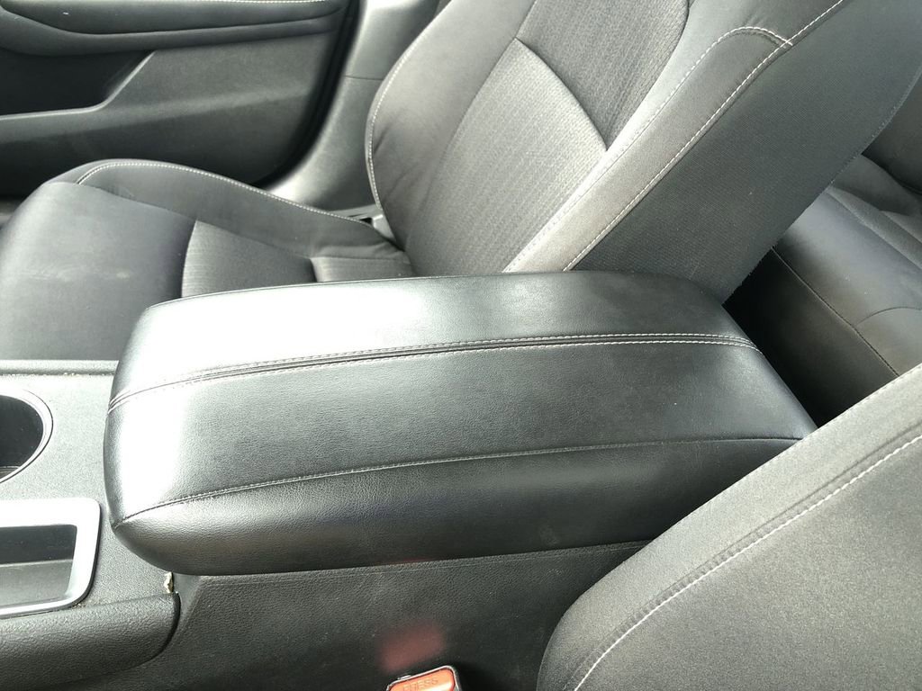 Used 2022 Nissan Altima 2.5 SV FWD image 25