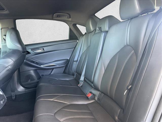 Used 2019 Toyota Avalon XLE w/ Moonroof Package FWD image 10
