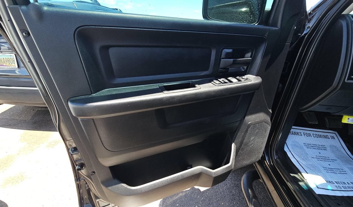 Used 2016 RAM 1500 Express w/ Black Ram 1500 Express Group AWD/4WD image 11