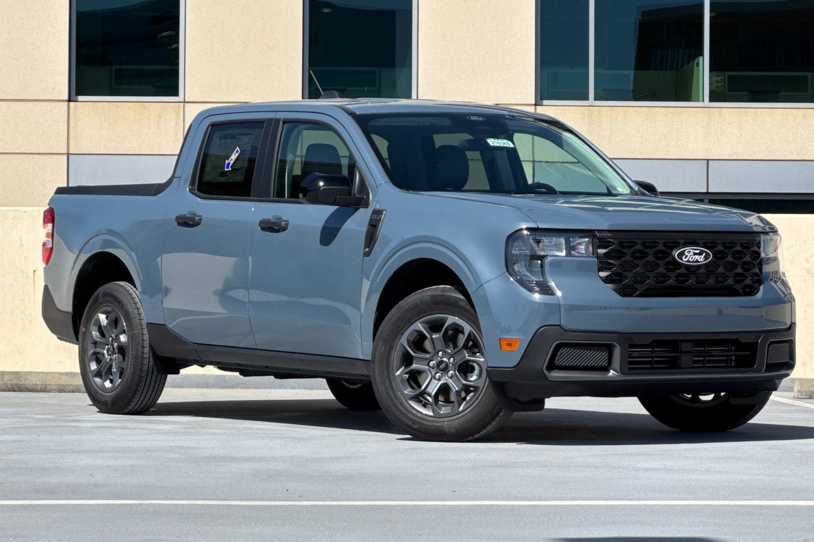 New 2026 Ford Maverick XLT w/ XLT Luxury Package AWD/4WD image 2