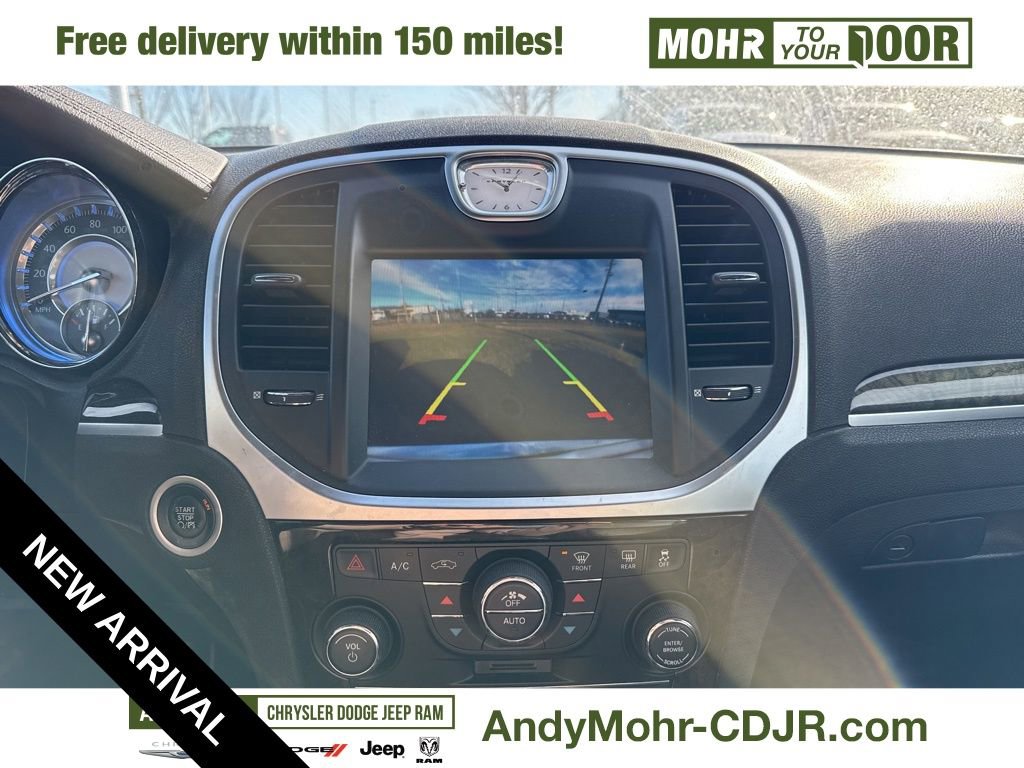 Used 2013 Chrysler 300 C image 9