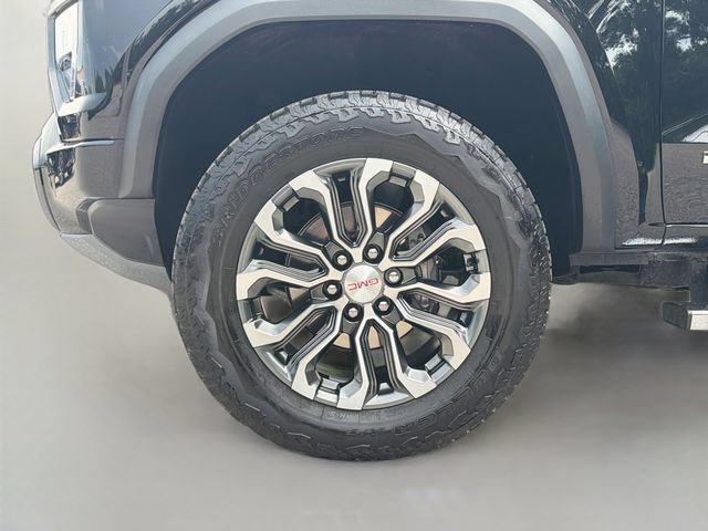 Used 2025 GMC Canyon Denali AWD/4WD image 41