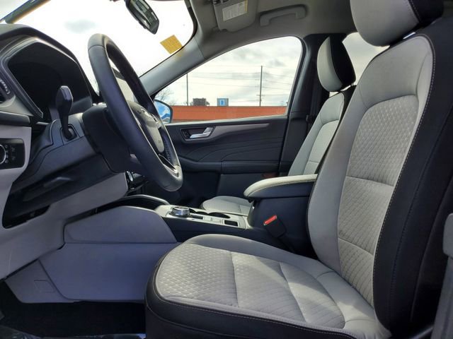Certified 2023 Ford Escape Active w/ Tech Pack #2 image 5