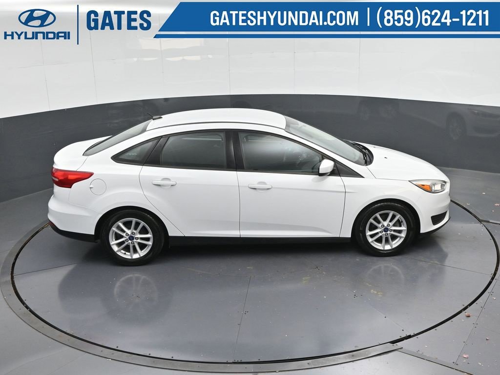 Used 2018 Ford Focus SE image 41