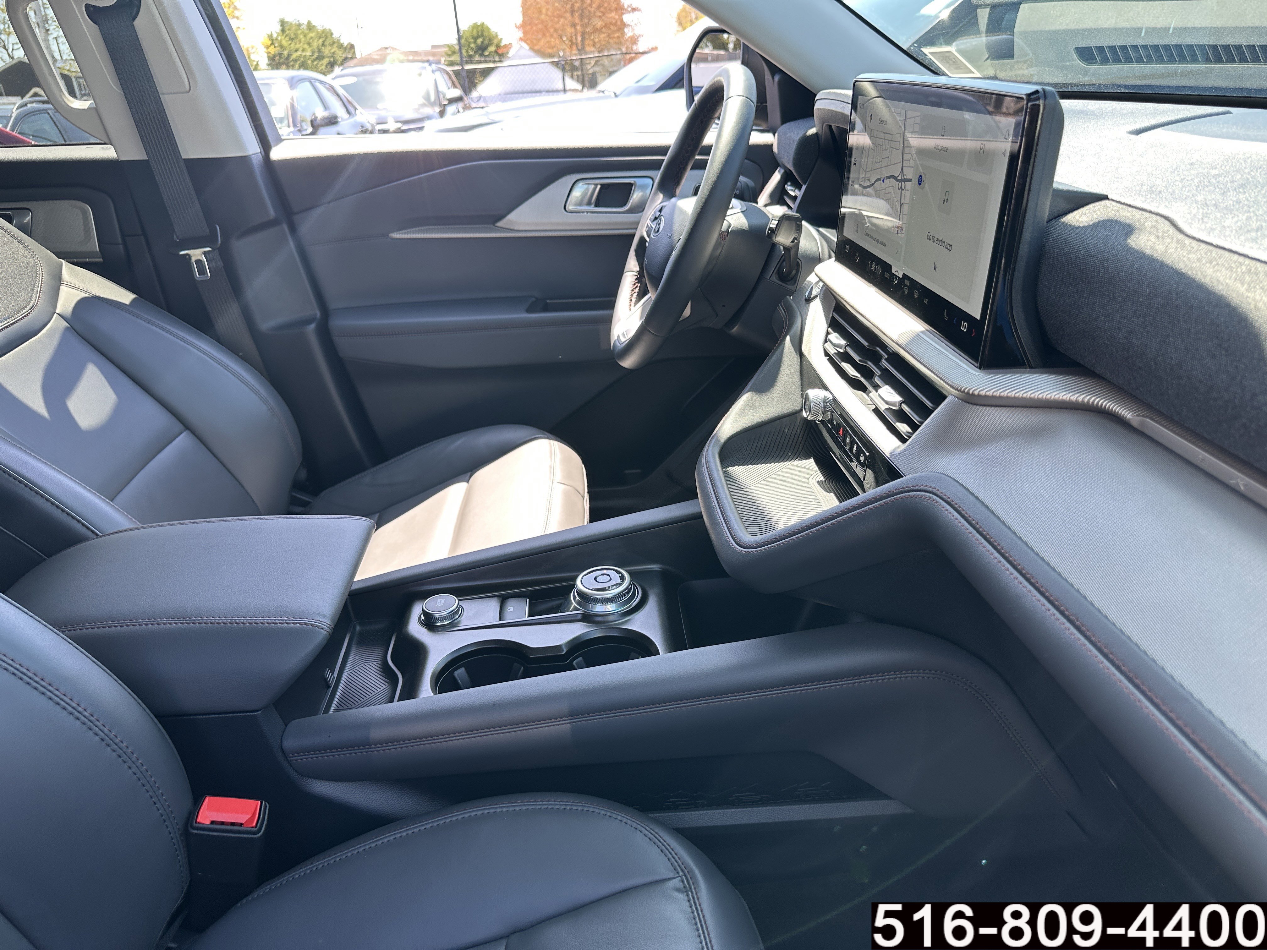 Used 2026 Ford Explorer Active w/ Active Comfort Package AWD/4WD image 18