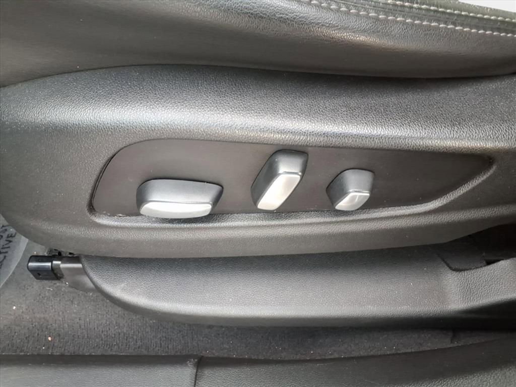 Used 2020 Cadillac XT6 Premium Luxury image 12