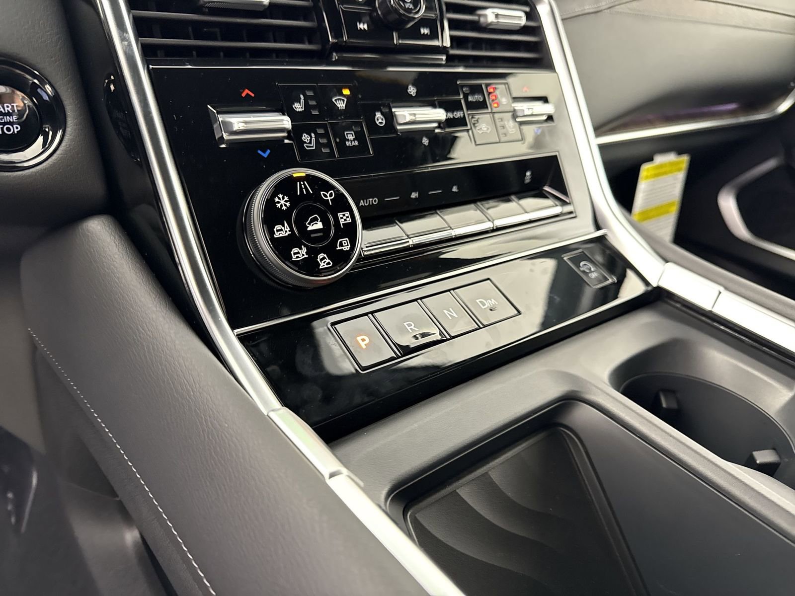 New 2026 Nissan Armada Platinum image 17