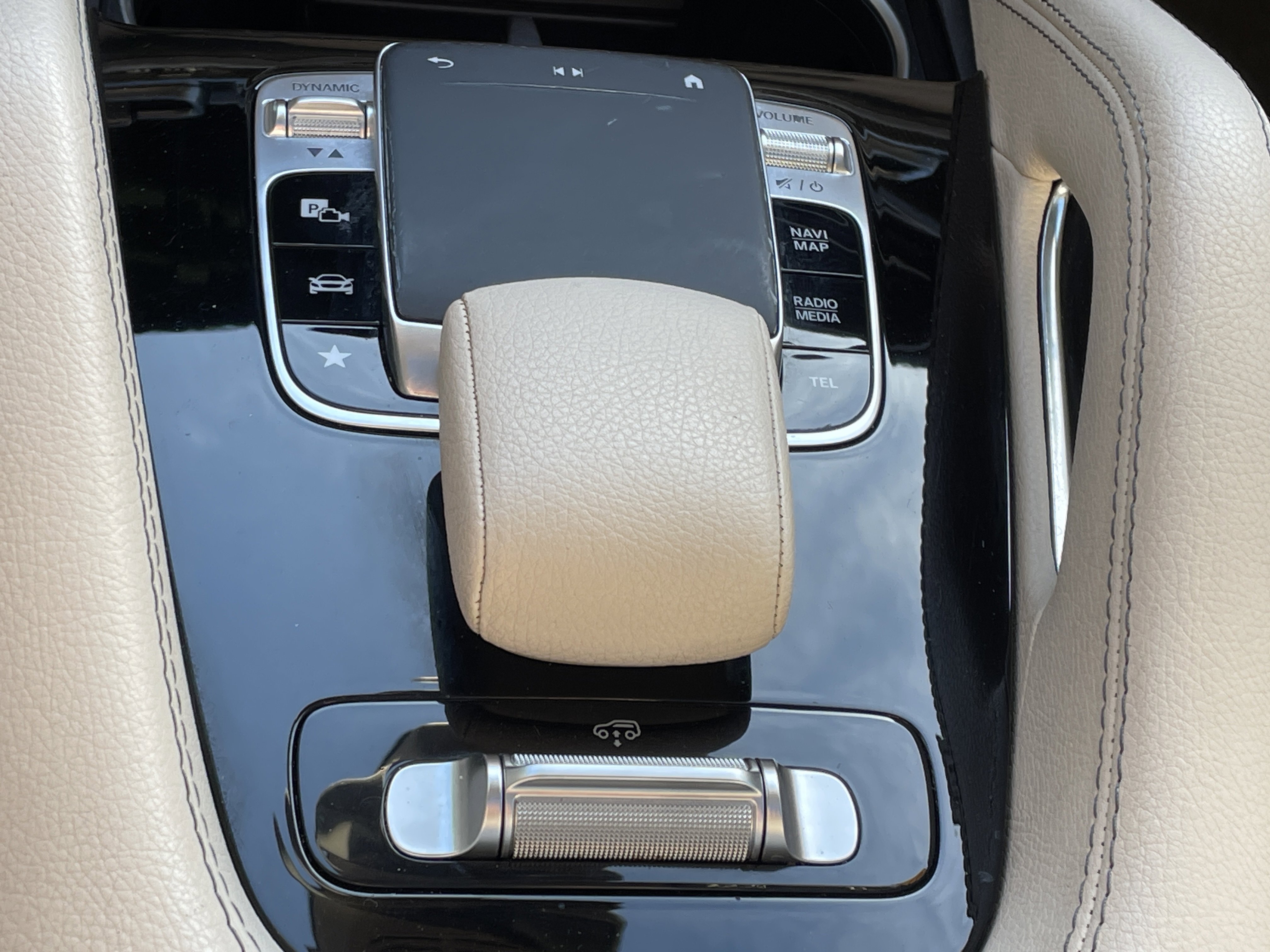 Certified 2020 Mercedes-Benz GLS 450 4MATIC image 36