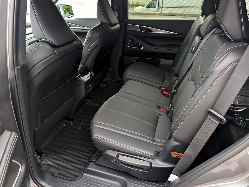New 2027 INFINITI QX60 Luxe w/ Cargo Package AWD/4WD image 12