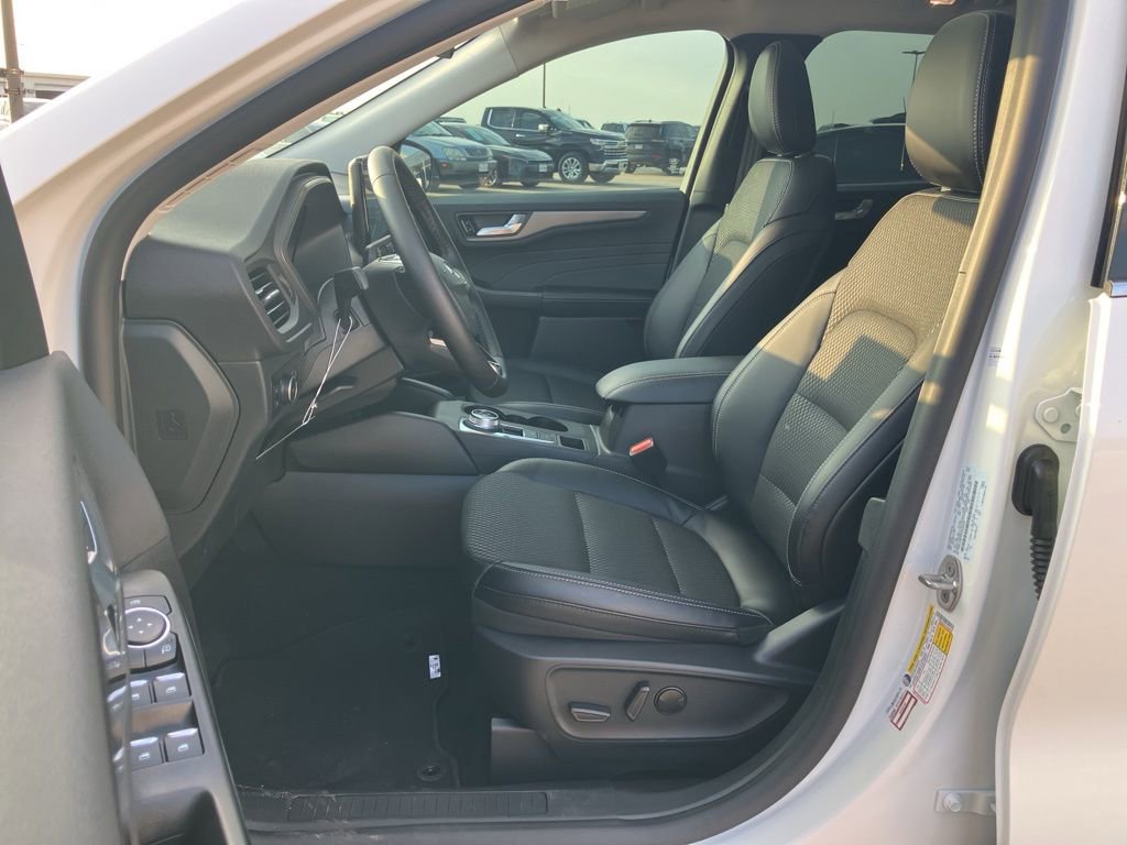 New 2026 Ford Escape SE image 22
