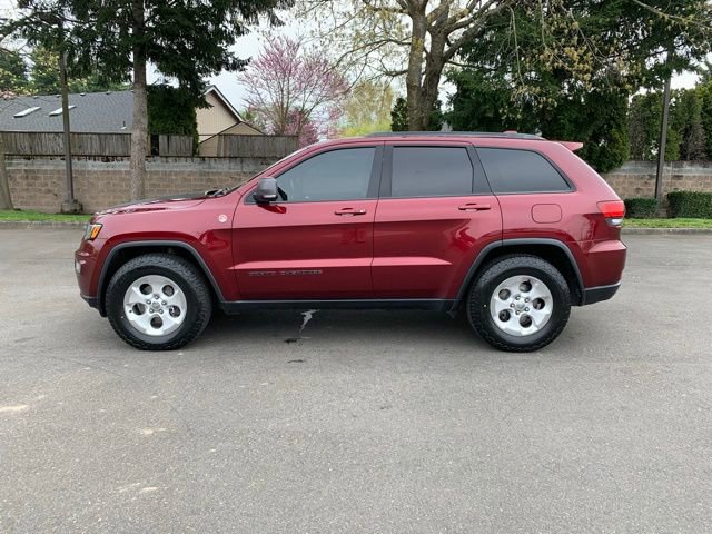 Used 2020 Jeep Grand Cherokee Trailhawk w/ Premium Lighting Group AWD/4WD image 2