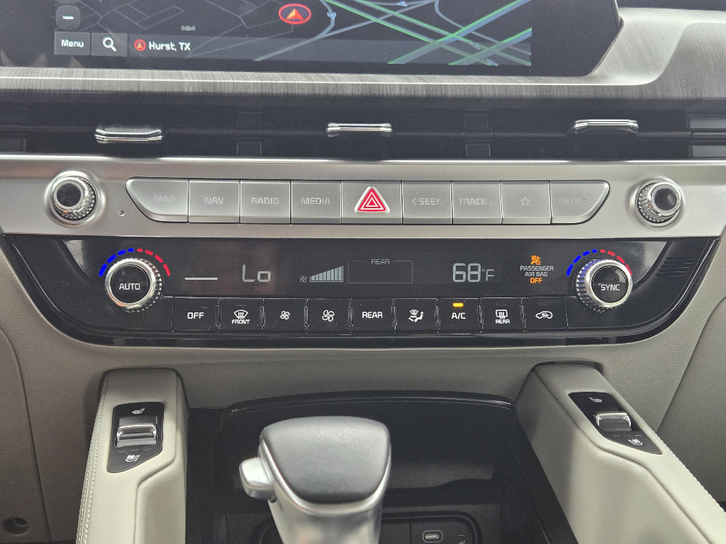 Certified 2024 Kia Telluride EX image 21