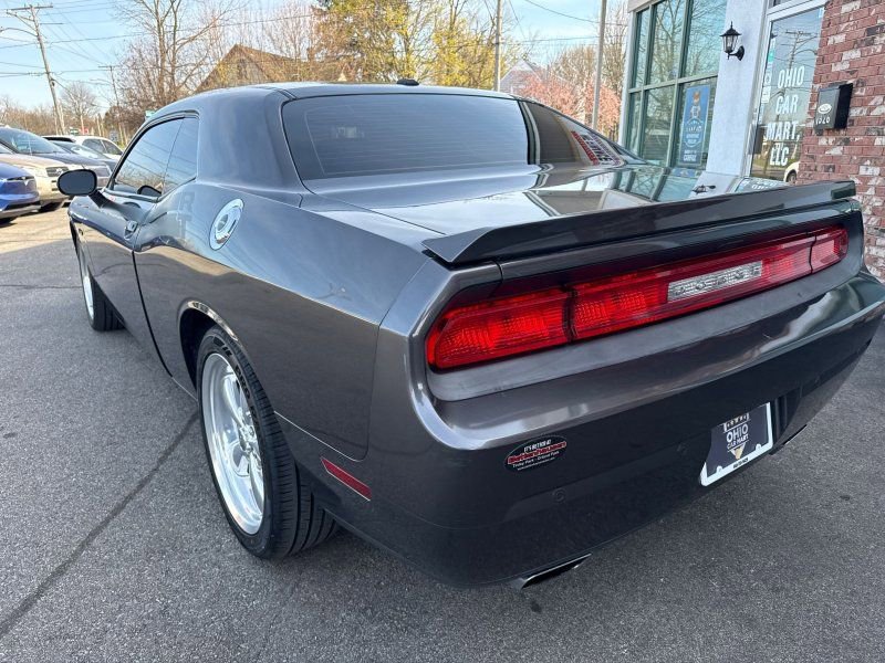 Used 2013 Dodge Challenger R/T image 7