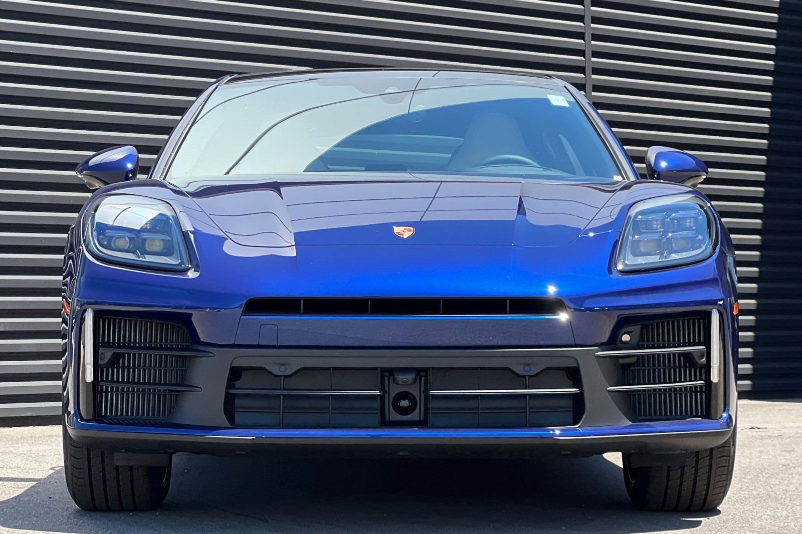 Used 2024 Porsche Panamera 4 image 11