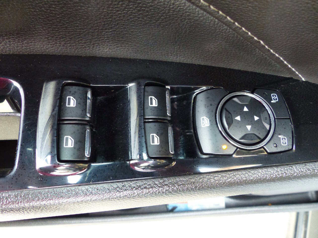 Used 2016 Ford Fusion Titanium image 22