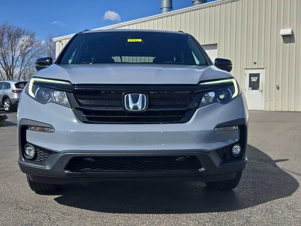 Used 2022 Honda Pilot Sport image 2