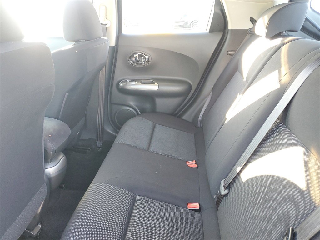 Used 2014 Nissan Juke S image 13