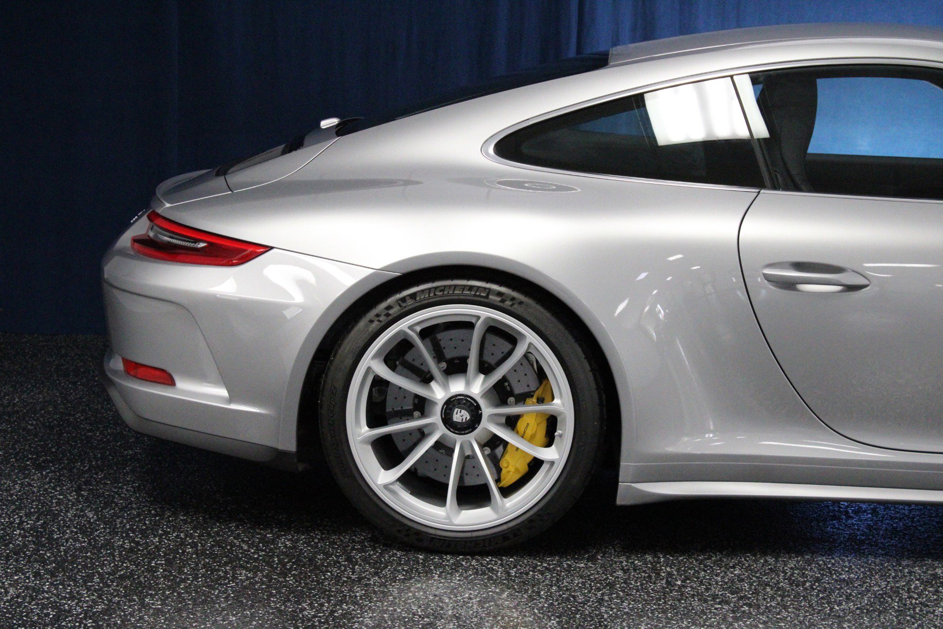 Used 2018 Porsche 911 GT3 image 9