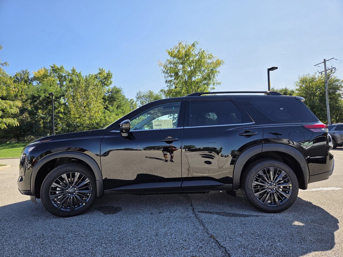 New 2026 Nissan Pathfinder SL w/ SL Premium Package AWD/4WD image 15