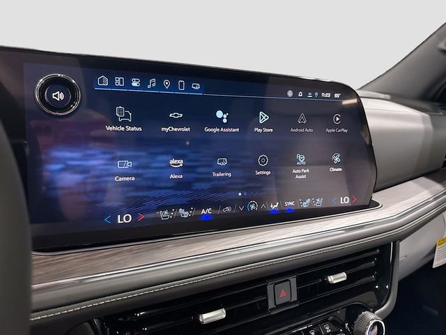 New 2025 Chevrolet Suburban Premier AWD/4WD image 18