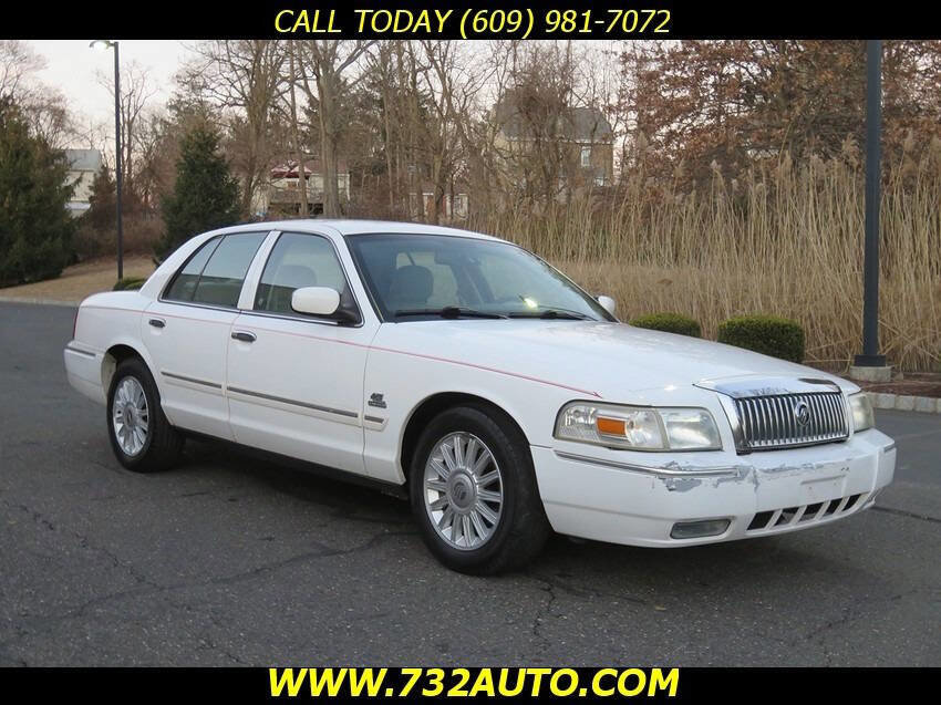 Used 2010 Mercury Grand Marquis LS image 3