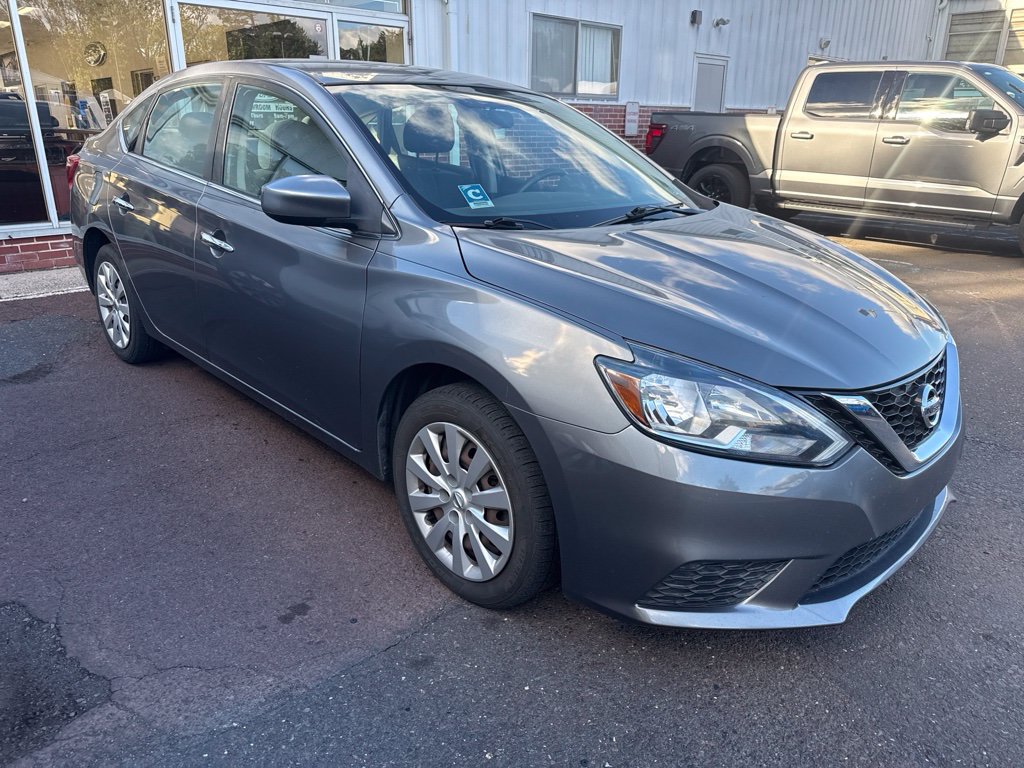 Used 2016 Nissan Sentra S FWD image 3