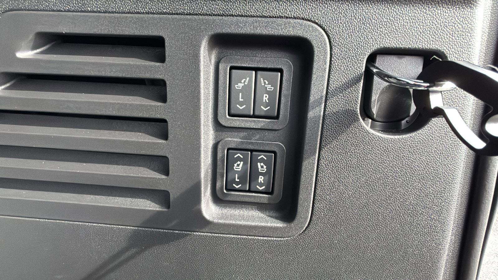 New 2026 Buick Enclave Sport Touring w/ Super Cruise Package image 34