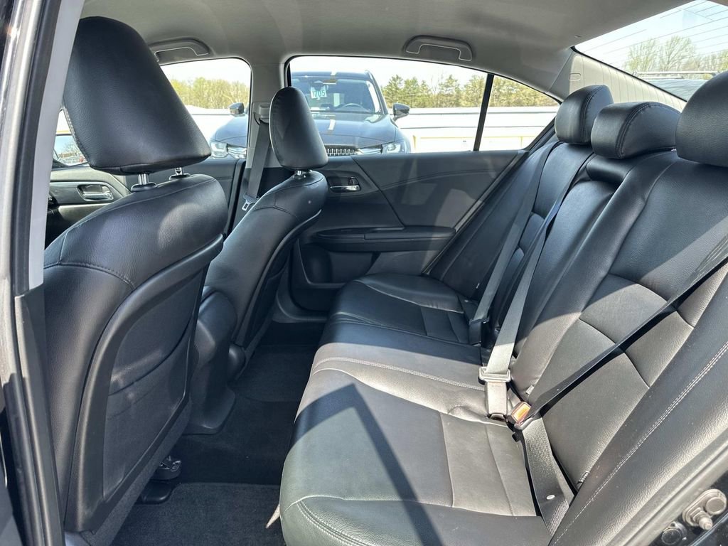Used 2013 Honda Accord Sport image 27