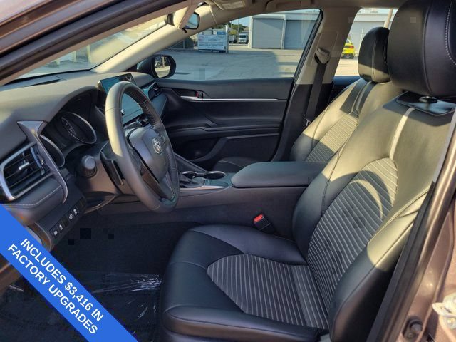 Used 2023 Toyota Camry SE FWD image 19