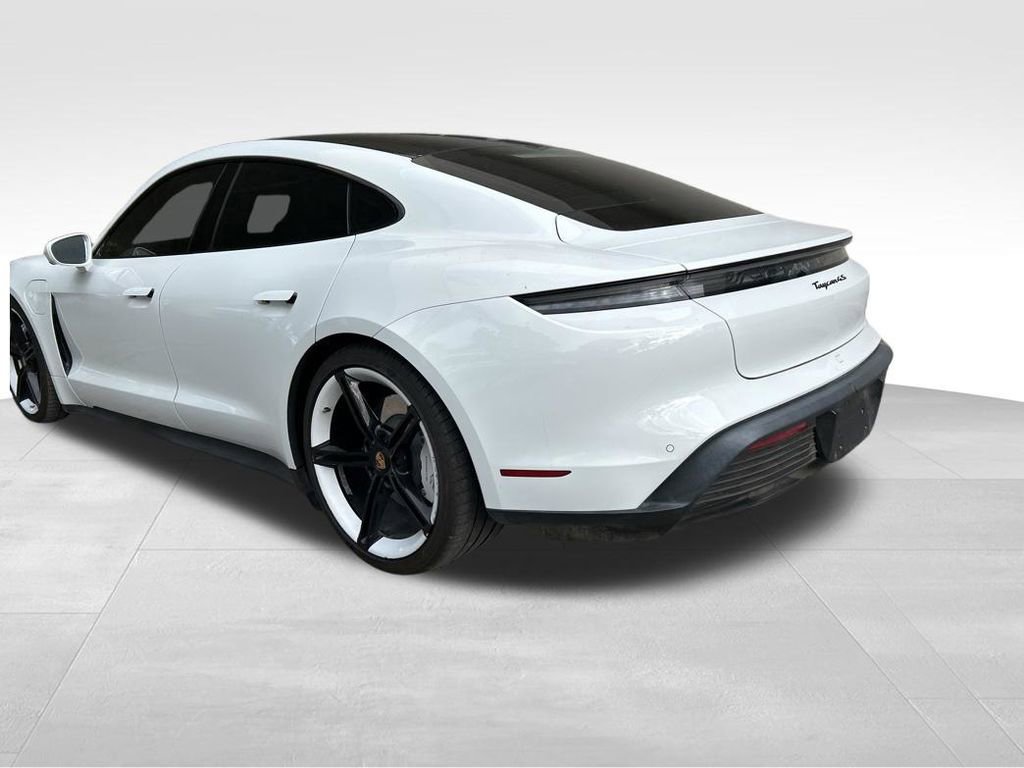Used 2022 Porsche Taycan 4S image 6