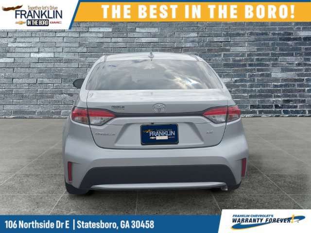 Used 2022 Toyota Corolla LE FWD image 4