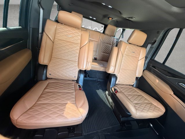 Certified 2023 Cadillac Escalade ESV Sport w/ Touring Package AWD/4WD image 19