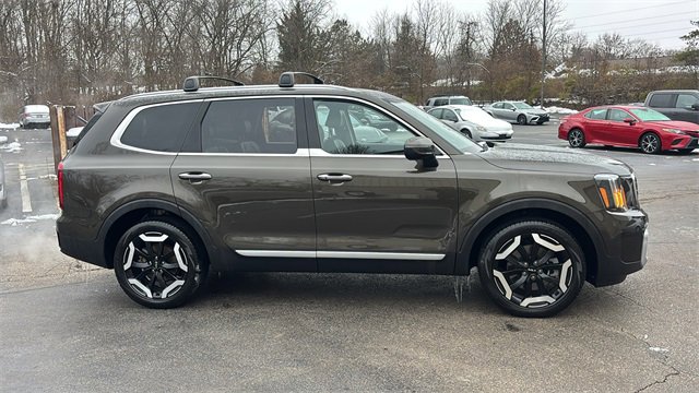 Used 2024 Kia Telluride S w/ S Sunroof Package image 28