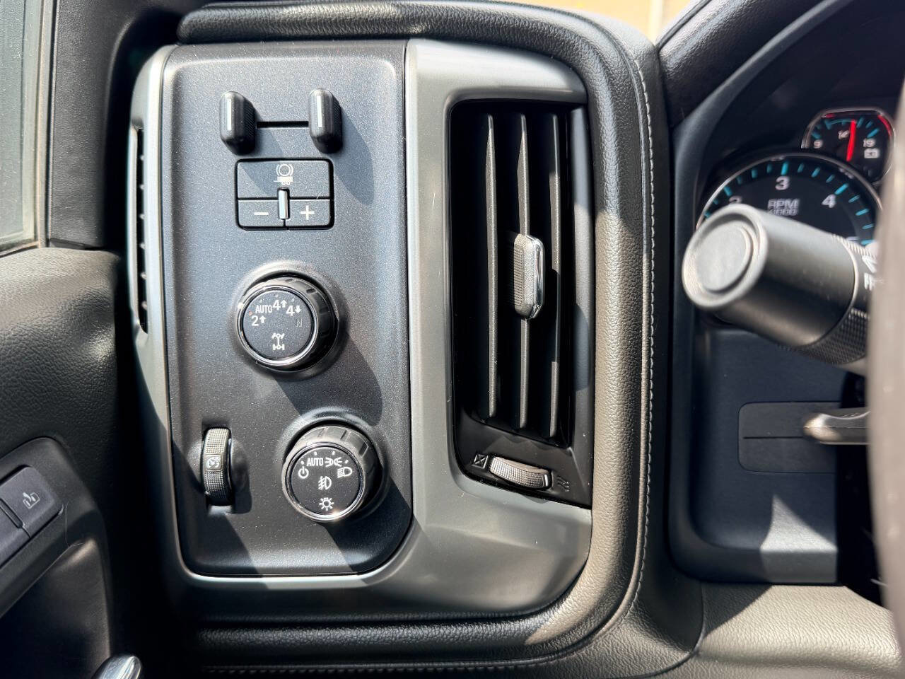 Used 2017 Chevrolet Silverado 1500 LTZ w/ Sport Package image 35