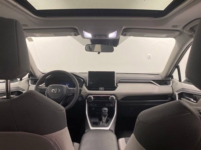 Used 2025 Toyota RAV4 XLE w/ Convenience Package image 34