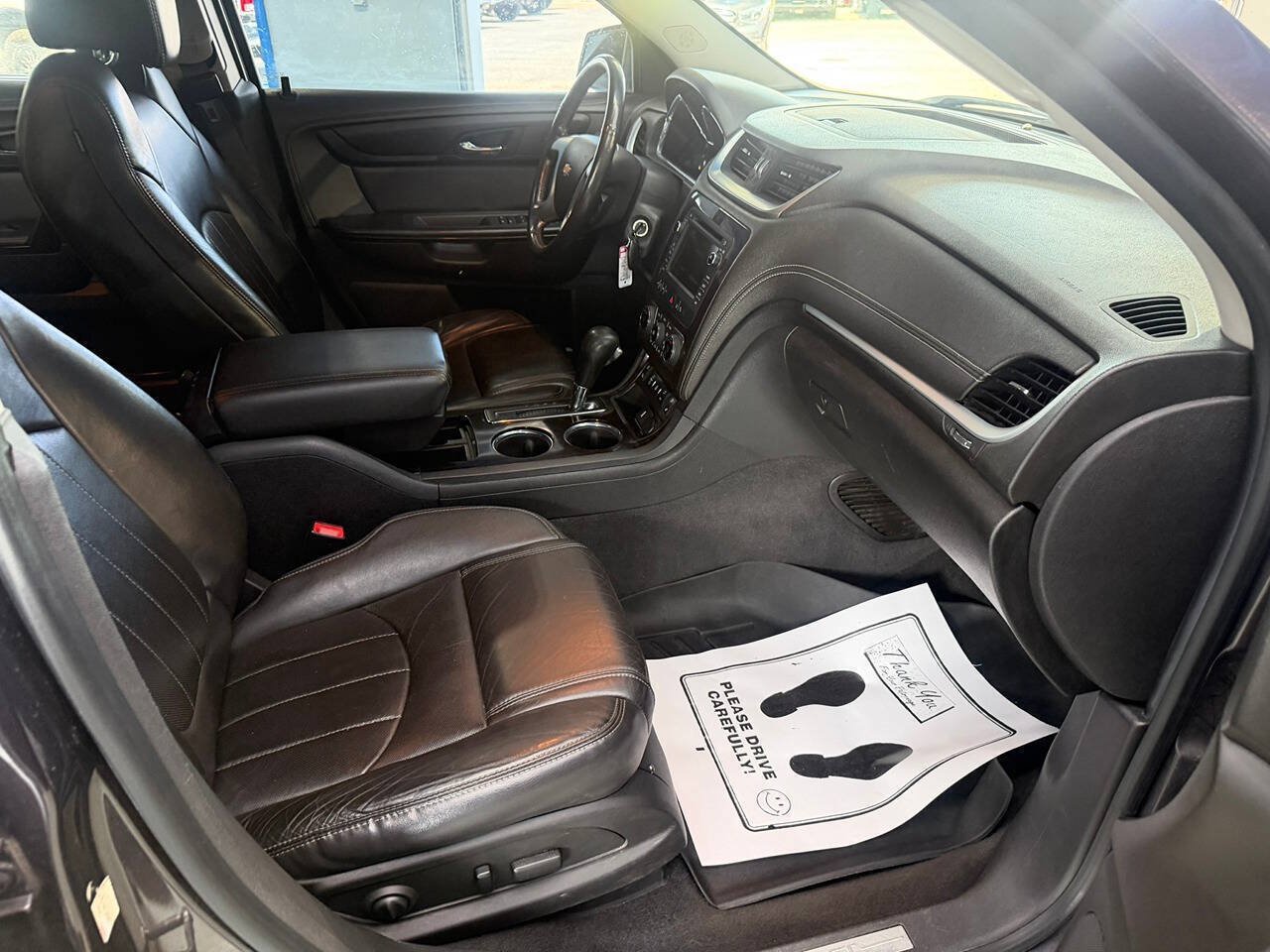 Used 2015 Chevrolet Traverse LTZ AWD/4WD image 16